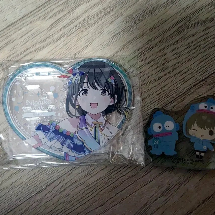 [BUNJANG] The Idolmaster Shiny Colors Nichika Heart Acrylic & Sanrio Korotto Set / 샤니마스 니치카 하트 아크릴 + 산리오 코롯토 세트 판매