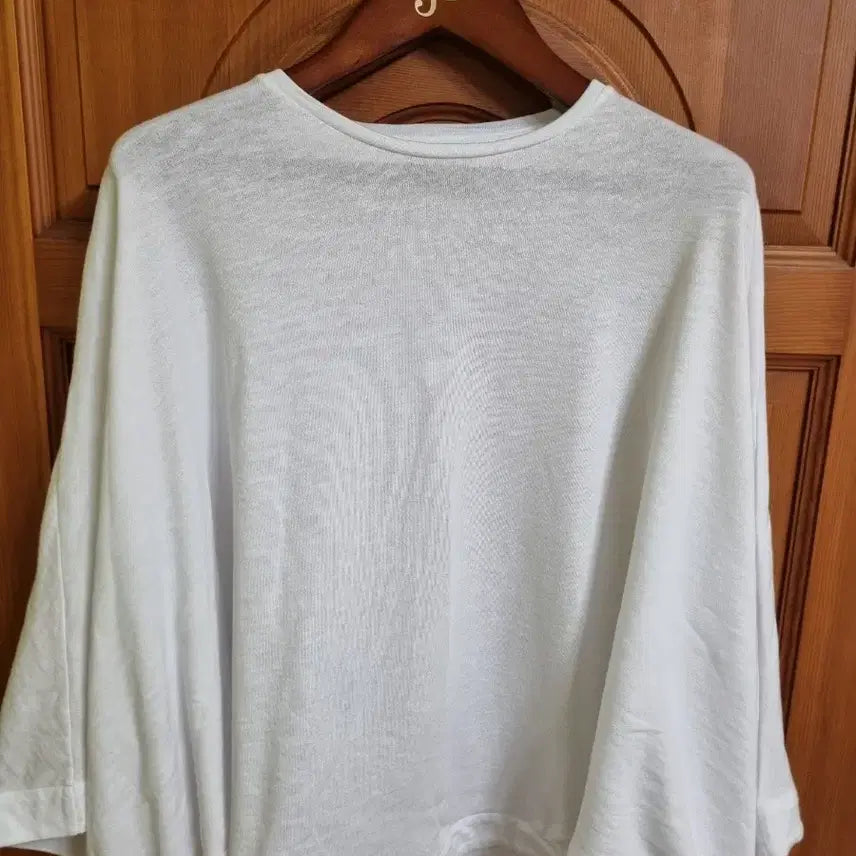 [BUNJANG] Zara White Loose Fit Short Sleeve T-Shirt / 자라 흰색 루즈핏 반팔 티셔츠
