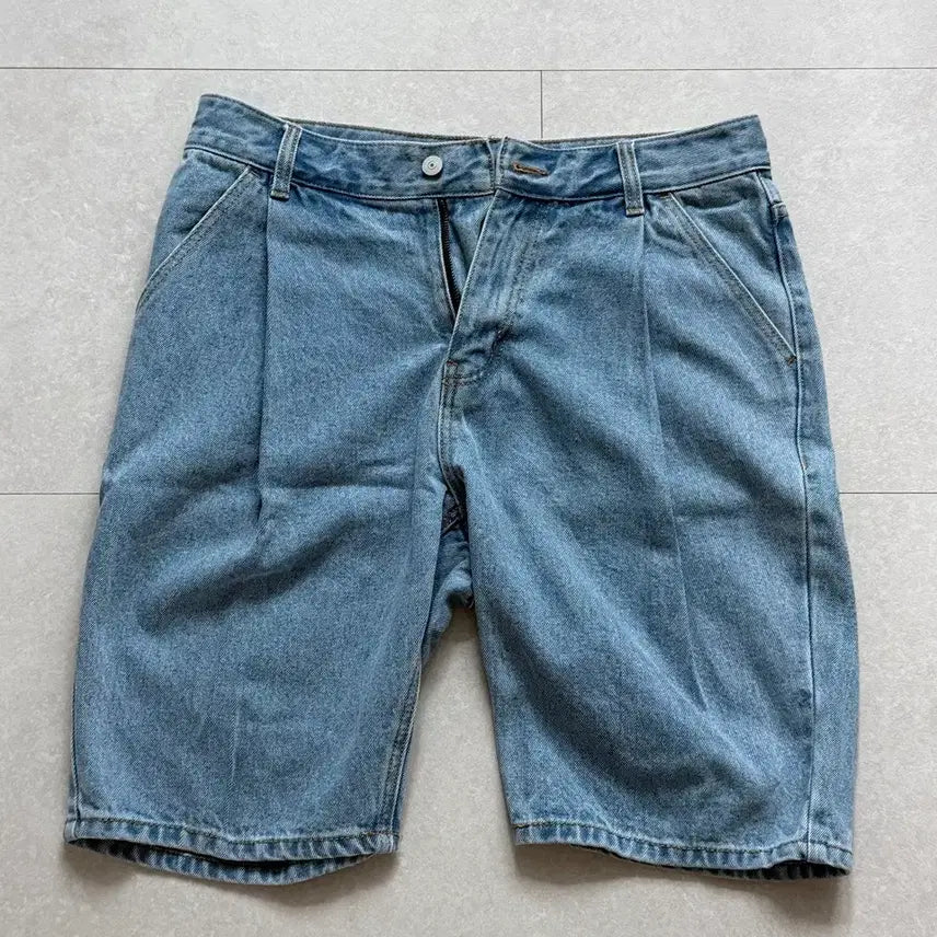 [BUNJANG] Bundle Set: Uniform Bridge Denim Shorts, Decarte Linen-Like Pants, White Wide Pants / 여름 바지 3종 일괄