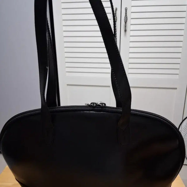 [BUNJANG] Furla Black Leather Shoulder Bag / FURLA 블랙 가죽솔더백 사이즈 37**24 디자인강추 실착별로