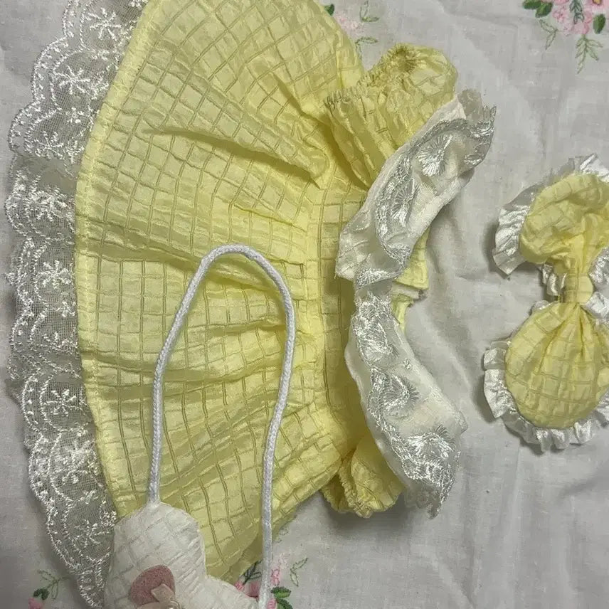 [BUNJANG] Doll Clothes Set with Hairpin and Bag / 인형옷 세트
