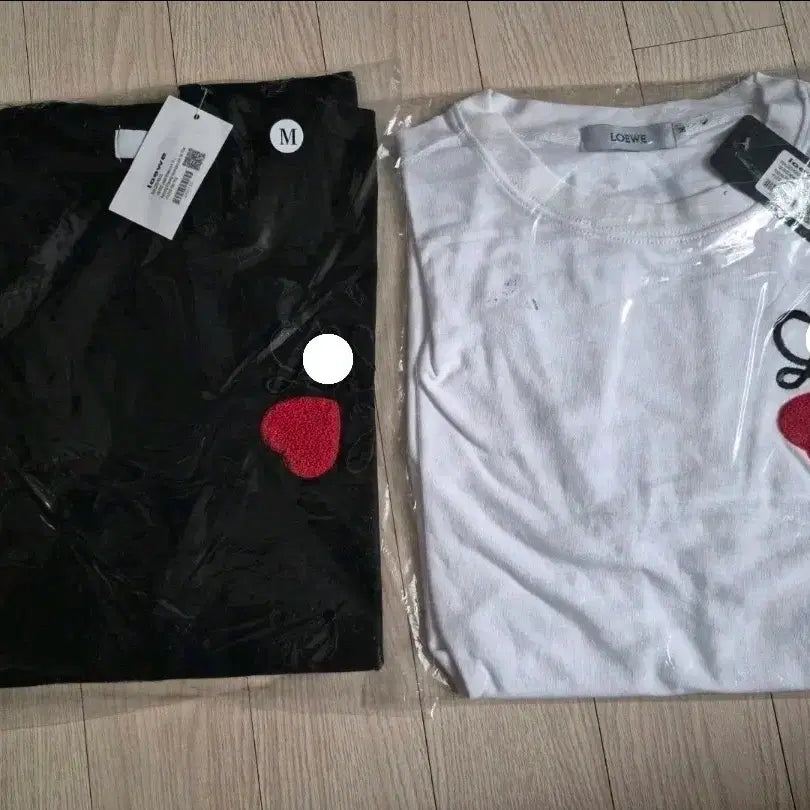 [BUNJANG] Loewe Heart Logo Short Sleeve T-Shirt White/Black / 새제품)로애베 하트 로고 반팔티 화이트 / 블랙