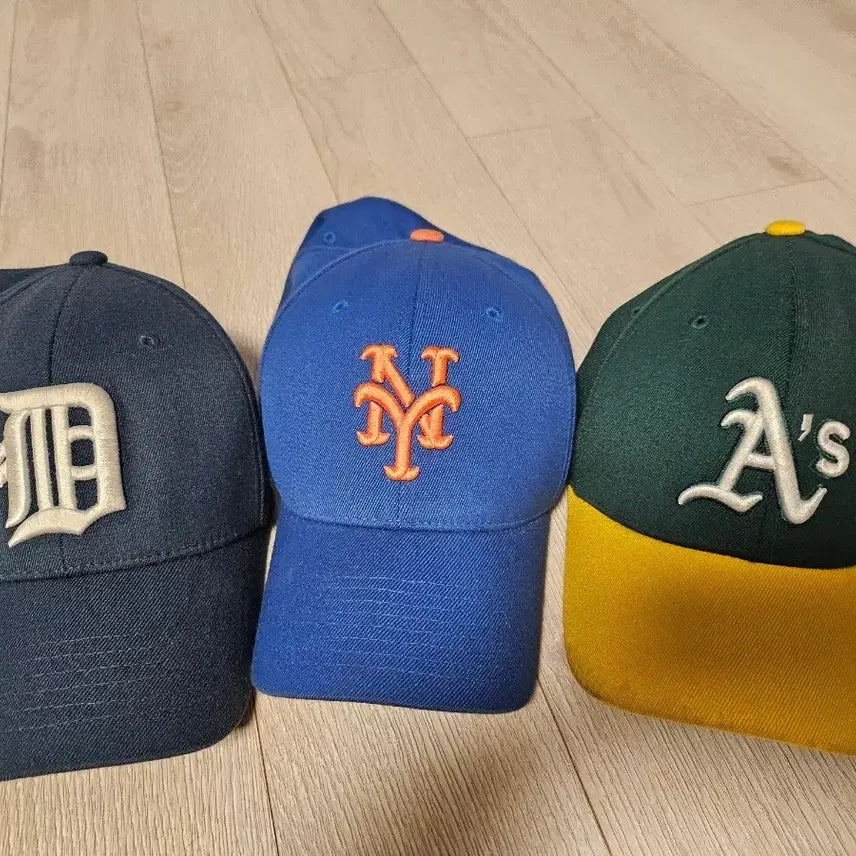 [BUNJANG] MLB Detroit Tigers, New York Mets, Oakland A's Baseball Cap Set / MLB 야구 모자 3종 세트 (디트로이트 타이거즈, 뉴욕 메츠, 오클랜드