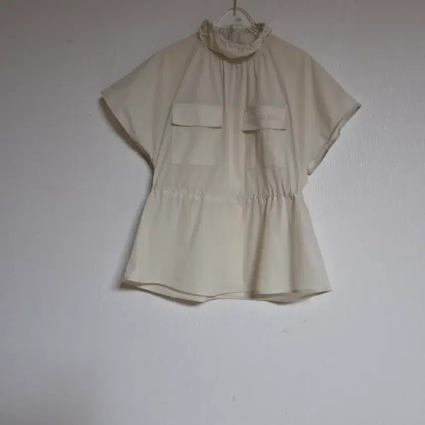 [BUNJANG] Lanvin Black Oversized Blouse - Beige, Size 66 / 한섬2024랑방LANVIN 오버핏 블라우스66시원