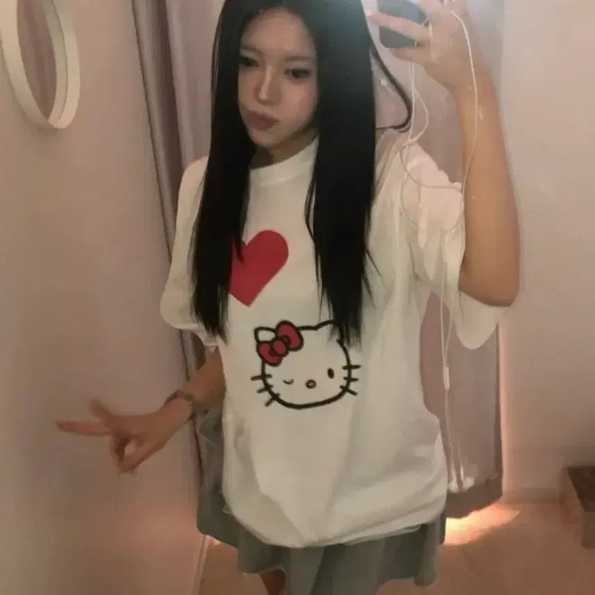 [BUNJANG] Sanrio Hello Kitty Oversized T-Shirt / *정품라이센스*[오버핏]키티 T