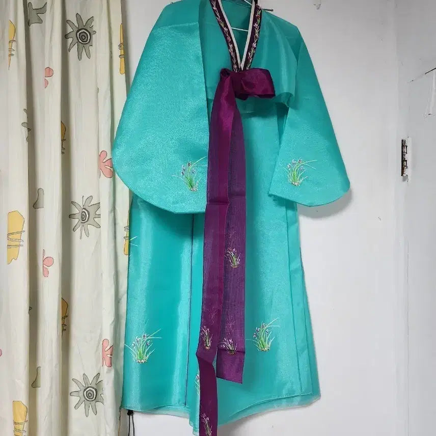 [BUNJANG] Plus Size Women's Hanbok Mint Floral Embroidery / 빅사이즈 여성 한복 민트색 꽃자수  88