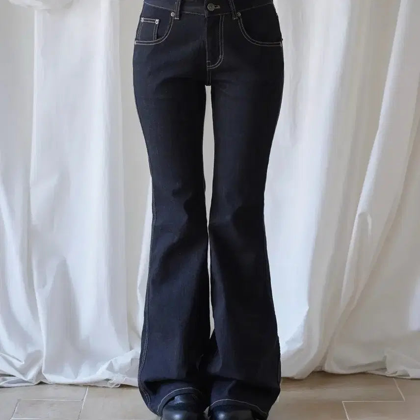 [BUNJANG] MIRECO NON-FADE Bootcut Denim Black Size 3 / 미레코 NON-FADE BOOTSCUT DENIM BLACK 3사이즈