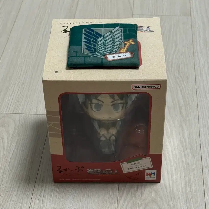 [BUNJANG] Attack on Titan Eren Look Up Cushion POB Included (Sealed) / (미개봉) 진격의거인 에렌 룩업 방석 특전o