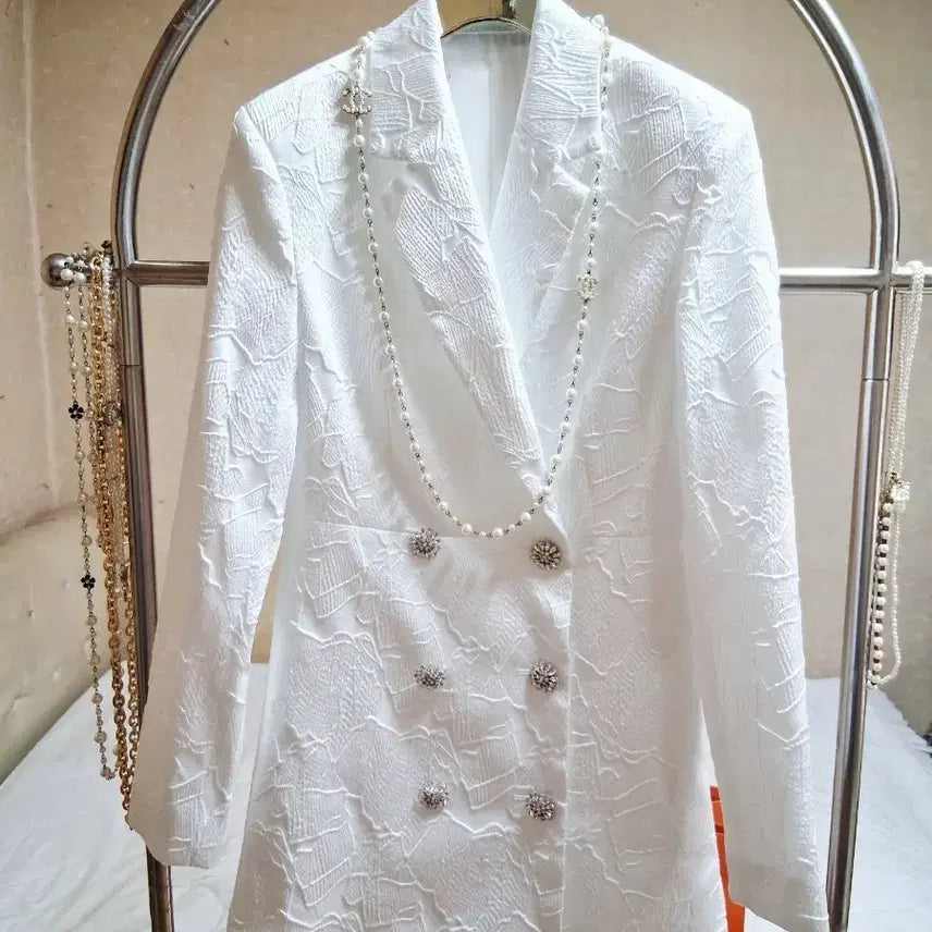 [BUNJANG] Luxury Double White Silky Jacket / 럭셔리 고급 더블화이트 실키 쟈켓
