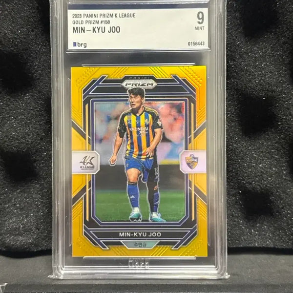 [BUNJANG] 2023 Panini K League Joo Min-kyu Gold Prism Card / 2023 파니니 K리그 주민규 골드 프리즘 카드