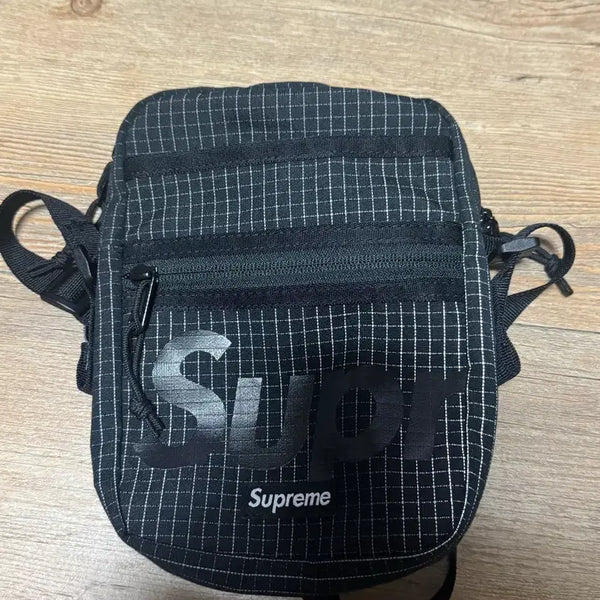 [BUNJANG] Supreme Shoulder Bag Black 24SS / 슈프림 숄더백 블랙 24SS