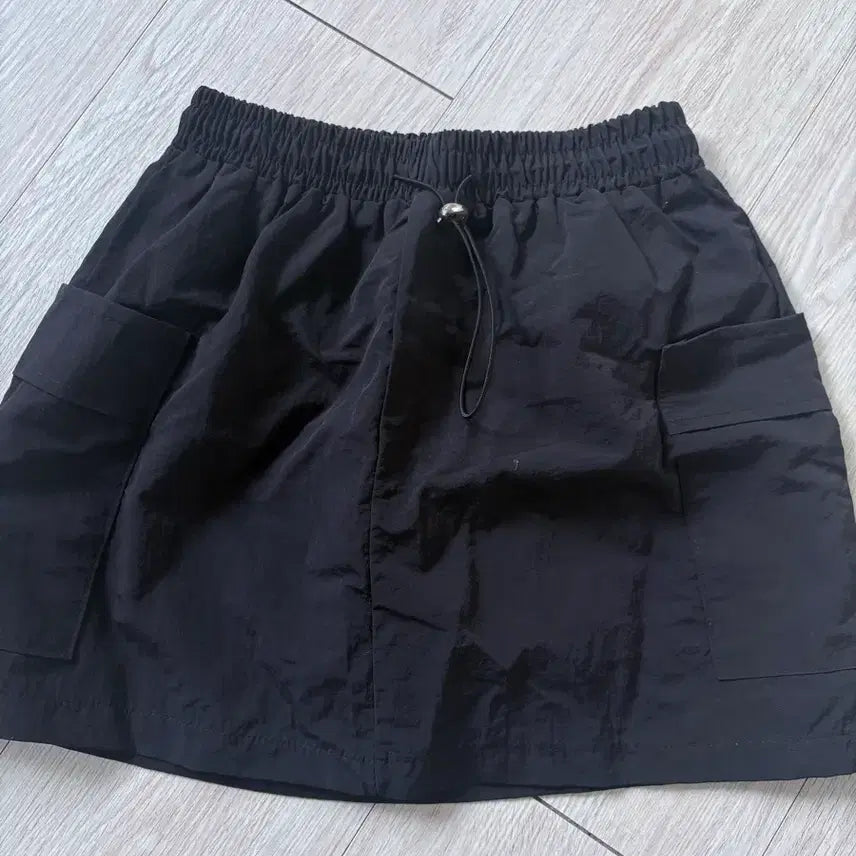 [BUNJANG] Black Cargo Training Mini Skirt / 블랙 카고 트레이닝스커트