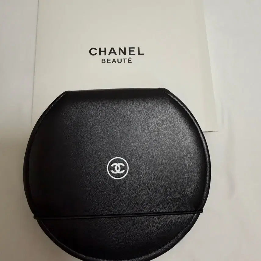 [BUNJANG] Chanel Beauty Standing Mirror / 샤넬 스탠드 뷰티 거울