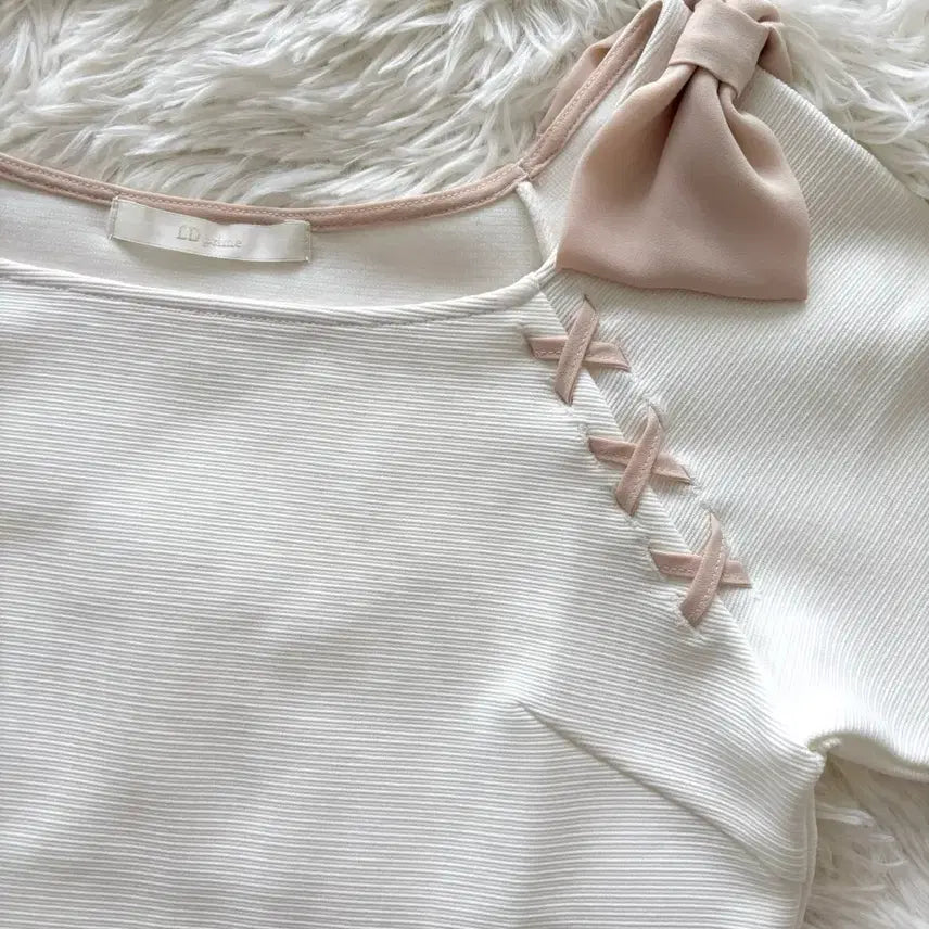 [BUNJANG] Pink Lace-up Ribbon Top / 섭컬 서브컬쳐 양지뢰 핑크 레이스업 리본 탑