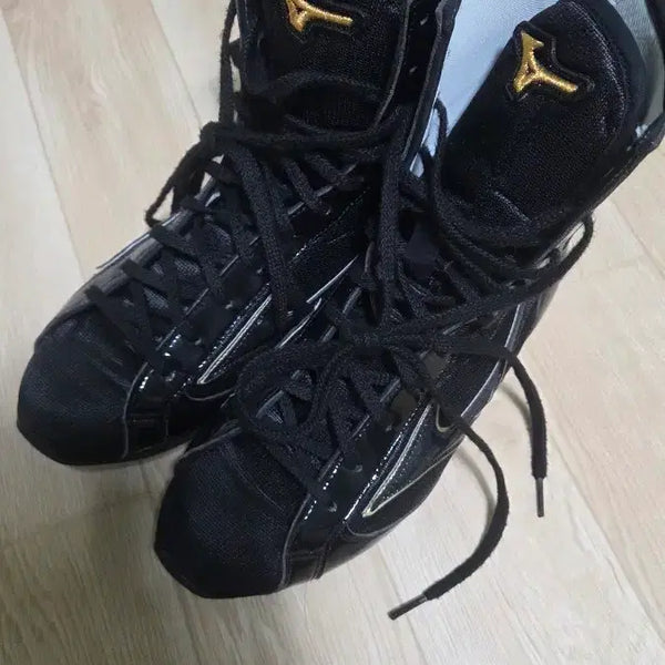 [BUNJANG] Mizuno Finisher Mid Black 255 / 미즈노 피니셔 미드 블랙 255