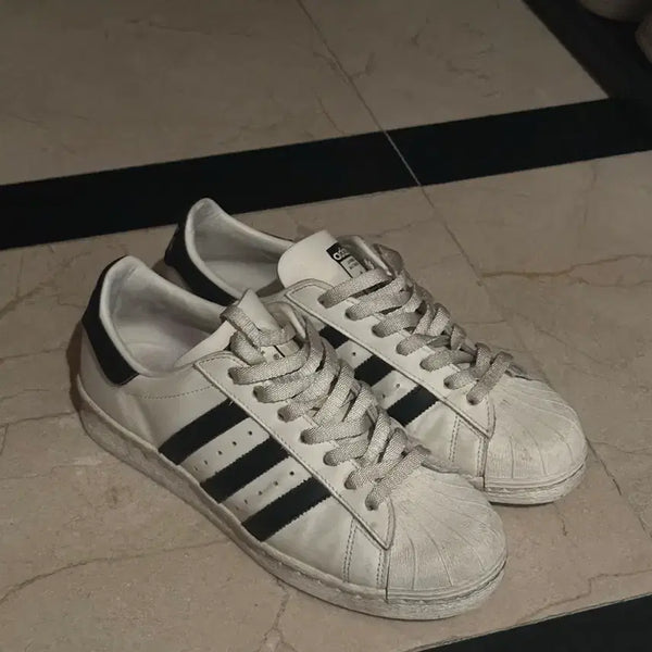 [BUNJANG] Adidas Superstar 82 Off White Core Black Shoes / 아디다스 슈퍼스타 82 오프 화이트 코어 블랙 260