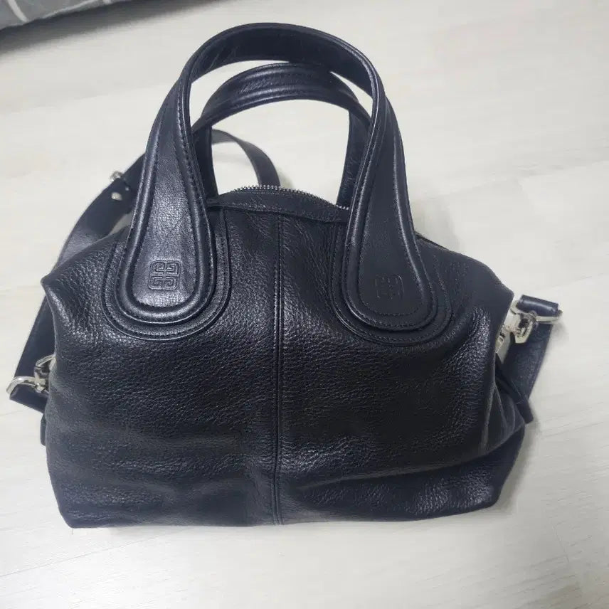 [BUNJANG] Givenchy Nightingale Medium Bag / 지방시 나이팅게일 미듐