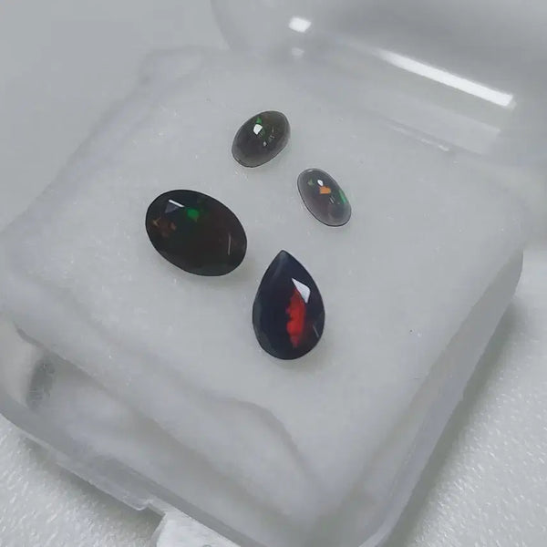 [BUNJANG] Black Opal "Tokyo and Lies" Edelweiss Green Gemstone Pendant / 블랙오팔 천연보석 동경과 거짓말 동과거 동경거 에델바이스