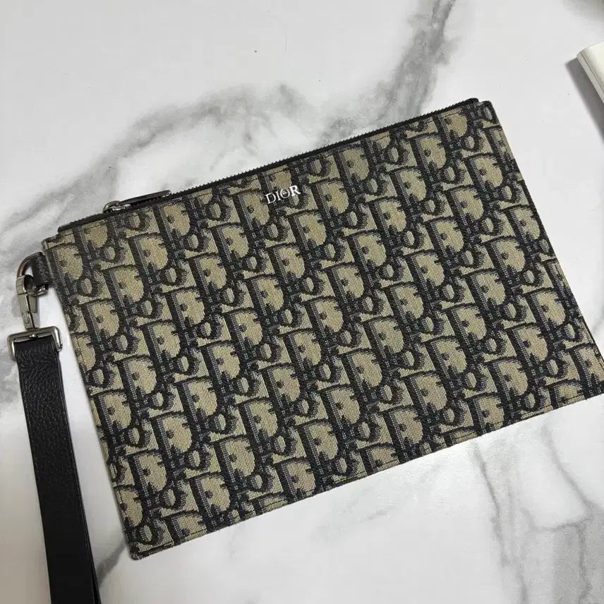 [BUNJANG] Dior Oblique A5 Pouch Clutch Bag Beige / [정품] 디올 오블리크 a5 클러치백 파우치 베이지