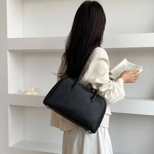 [BUNJANG] Big Size Leather Shoulder Bag Briefcase for Women / 빅사이즈숄더백 여성 가죽가방 여자 서류가방 브리프케이스