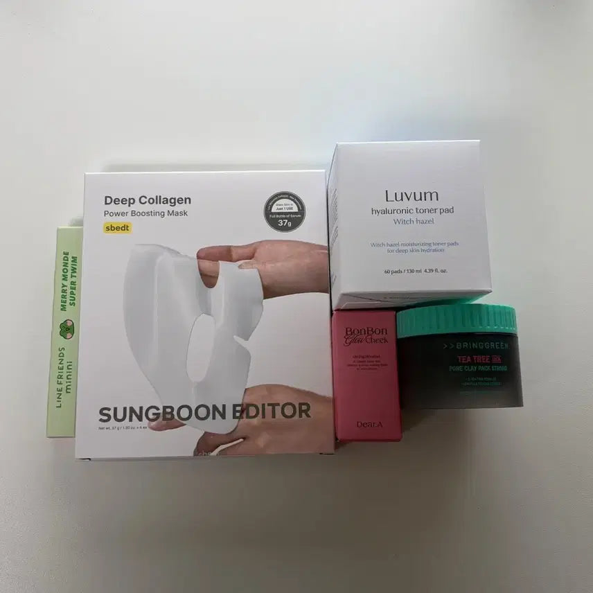 [BUNJANG] Bundle Set Sealed Cosmetics Set: Collagen Mask, Blush, Eyeliner, Toner Pads, Clay Pack / 일괄미개봉) 기초 색조 화장품 러븀 디어에이 브링그린 블러셔 아이라이너