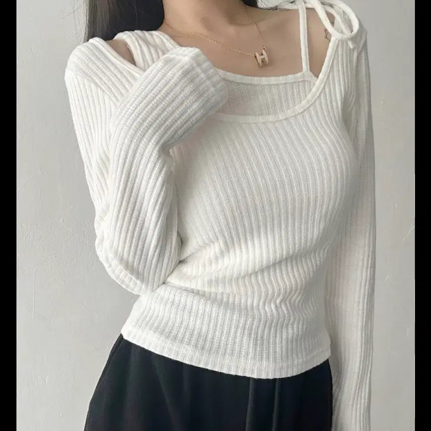 [BUNJANG] Twisted Strap Ribbed Long Sleeve Knit / 스트랩 꼬임 골지 긴팔 니트