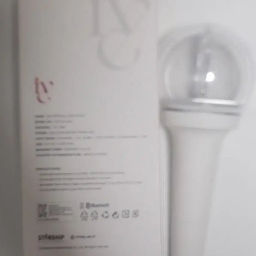 [BUNJANG] IVE Lightstick Version 1 / 아이브 응원봉 양도