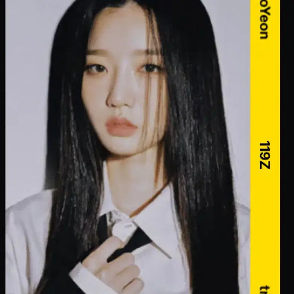 [BUNJANG] TripleS Kim Yooyeon Atom01 Third Object Photocard / 트리플에스 김유연 아톰01 써드 오브젝트 양도