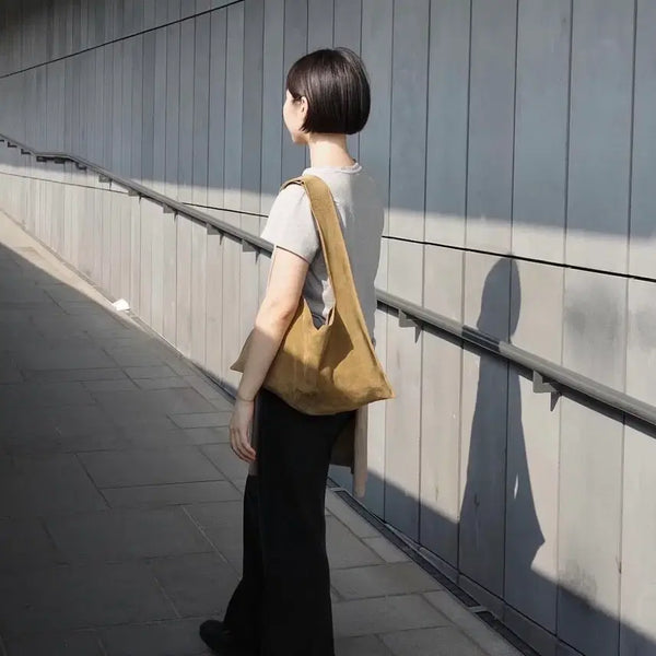 [BUNJANG] Zisoo Suede Large Shoulder Bag / 지수 숄더백 스웨이드