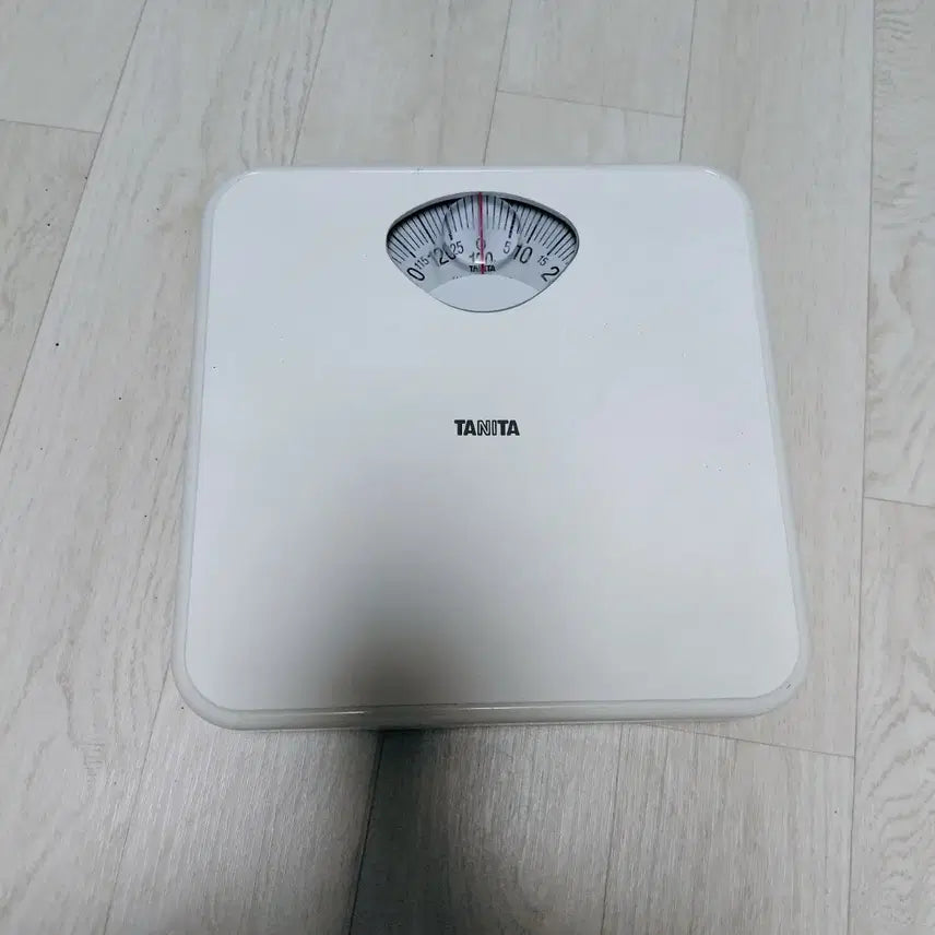 [BUNJANG] Tanita Analog Weighing Scale White / 타니타 아날로그 체중계