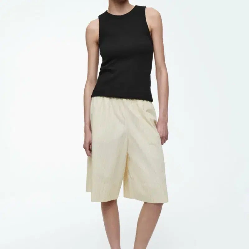 [BUNJANG] COS Pinstripe Bermuda Shorts / cos 코스 핀스트라이프 버뮤다 쇼츠(40)