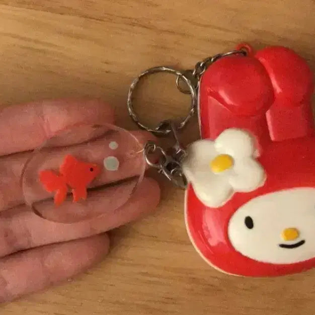[BUNJANG] Rare Japanese Classic My Melody Goldfish Mirror Comb Keychain Set Figure / 레어! 일본 고전 빨간 마이멜로디 금붕어 거울 빗 키링 세트 피규어