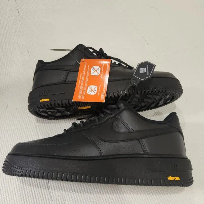 [BUNJANG] Nike Air Force 1 Black GORE-TEX Vibram 270mm / 나이키 에어포스1 블랙 고어텍스 비브람 270