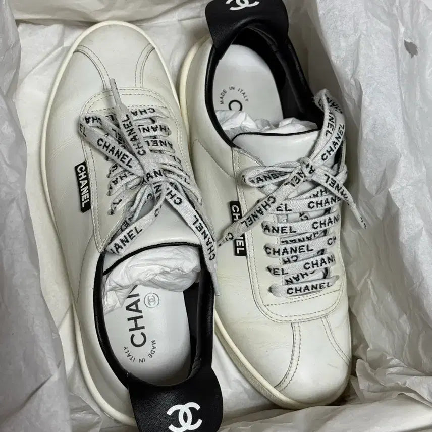 [BUNJANG] Chanel Suede Lace Tennis Sneakers / 샤넬 슈레이스 스니커즈 테니스 스니커즈