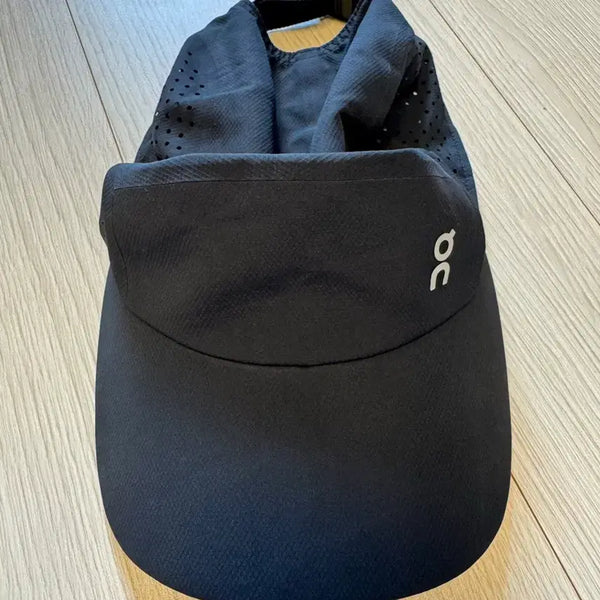 [BUNJANG] OnRunning Lightweight Cap Black / 온러닝 라이트웨이트 캡