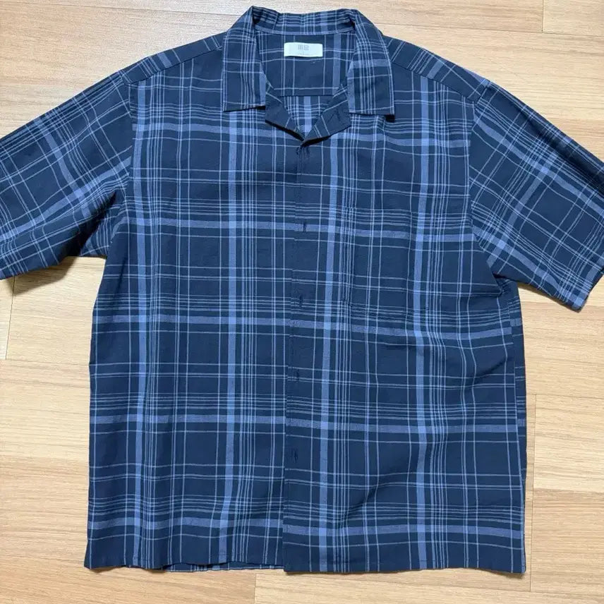 [BUNJANG] Uniqlo Open Collar Short Sleeve Check Shirt / 유니클로 오픈카라 반팔체크셔츠