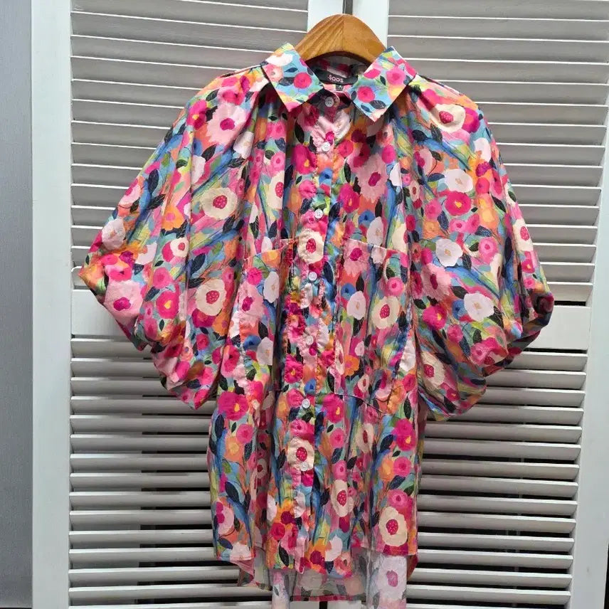 [BUNJANG] SOOS Flower Puff Sleeve Blouse / 수스 SOOS  플라워 퍼프소매 블라우스