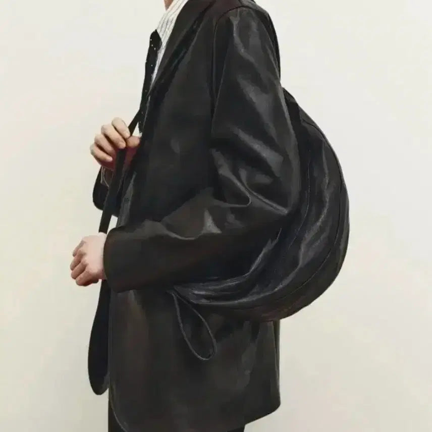 [BUNJANG] Yuse Leather Arc Bag 26SS / 유스 레더 아크백 26ss신상 새제품L