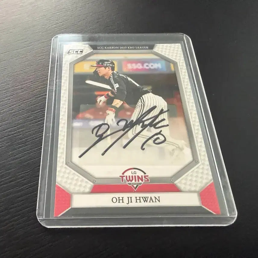 [BUNJANG] 2023 SCC KBO LG Twins Oh Ji-hwan Autographed Baseball Card / (판.대) 2023 SCC KBO 프로야구 오토 LG트윈스 오지환
