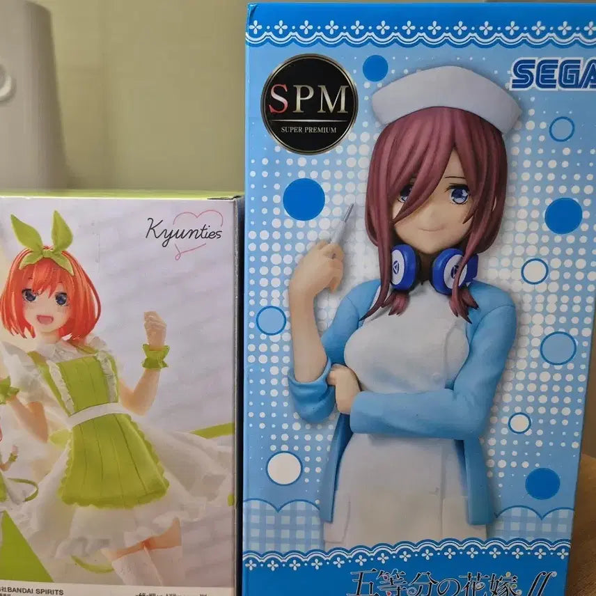 [BUNJANG] The Quintessential Quintuplets Yotsuba & Mikku Nurse Version Bundle Set / 5등분신부 요츠바 미쿠 간호사버젼 일괄 판매