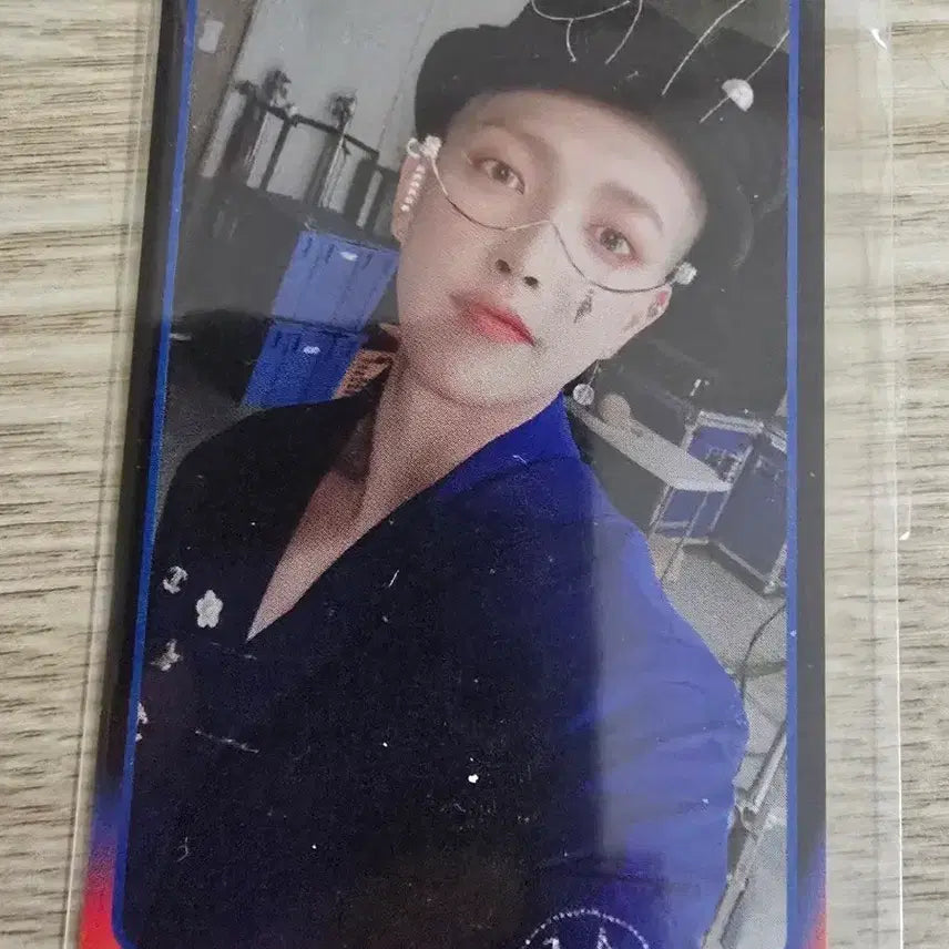 [BUNJANG] ATEEZ Hongjoong Firework Studio Photocard / 에이티즈 양도 홍중 불놀이야 공방포카