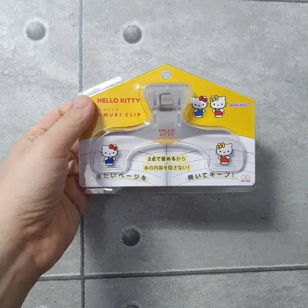 [BUNJANG] Sanrio Hello Kitty & Hello Mamie Ukamuri Clip / 산리오 헬로키티 & 헬로마미 우칸무리 북클립 집게