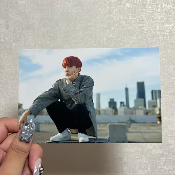 [BUNJANG] BTS J-Hope 2018 Dispatch Dicon Postcard / 방탄소년단 BTS 2018 디스패치 디아이콘 제이홉 호석 엽서