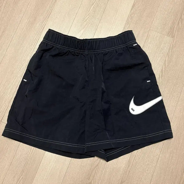 [BUNJANG] Nike Swoosh Women's Shorts (Large) / 나이키 스우시 우먼 반바지