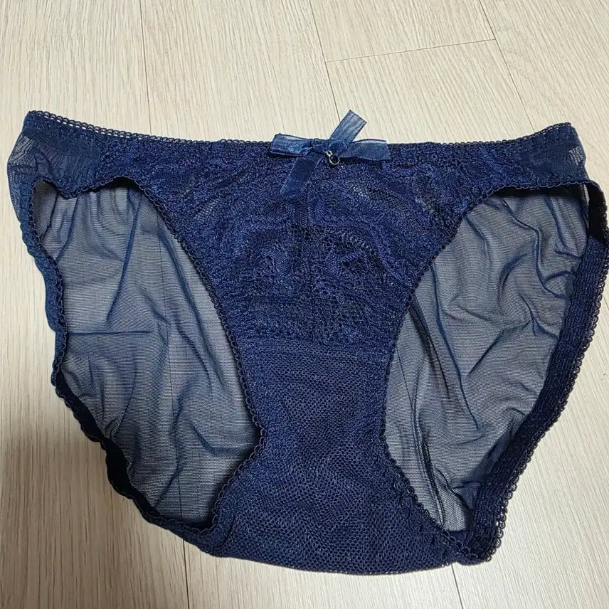 [BUNJANG] Evelyn Lace Women's Panties / 에블린삼각팬티