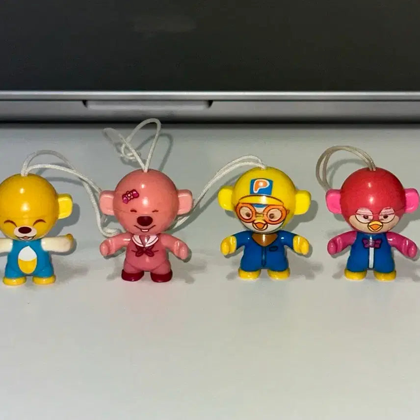 [BUNJANG] Kinder Joy Pororo Figure Keyring / 킨더조이 뽀로로 피규어 키링