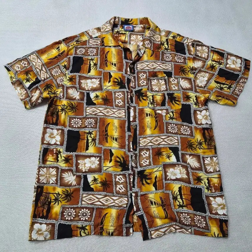 [BUNJANG] USA SUNWEAR Hawaiian Pattern Short-Sleeve Shirt / USA SUNWEAR 하와이안 셔츠 패턴 반팔 105