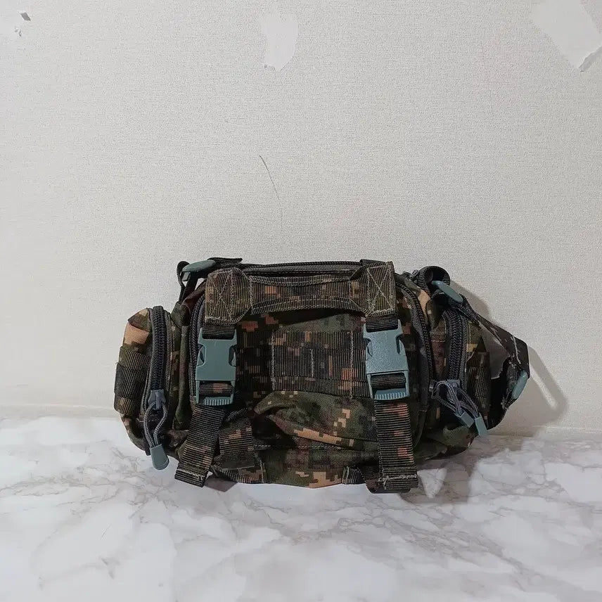 [BUNJANG] Men's Military Crossbody Bag (26E213) / 남성 밀리터리 크로스백 (26E213)