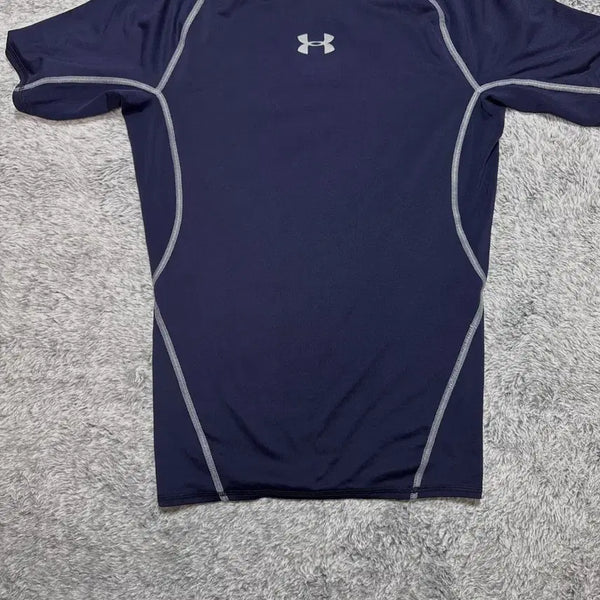 [BUNJANG] Under Armour Navy Short Sleeve Performance T-Shirt (L) / 언더아머 반팔 기능성 티셔츠 네이비