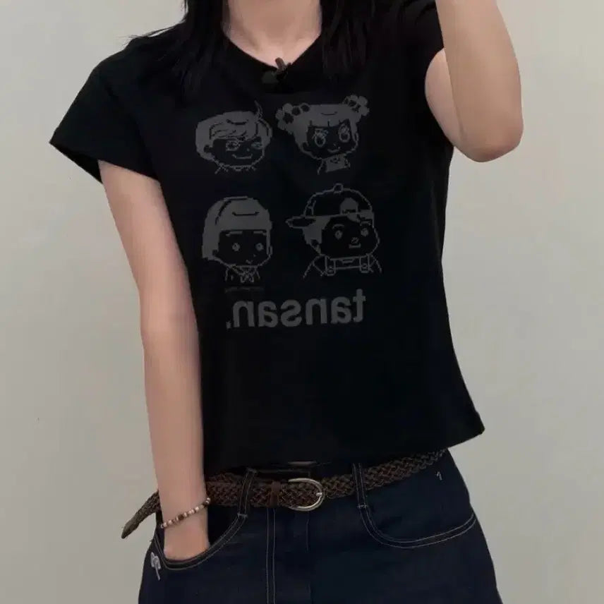 [BUNJANG] TANSANMAGNESIUM X Annyeong Jaduya Collaboration Friends Pixel T-Shirt Black Size 1 / 탄산마그네슘 X 안녕자두야 콜라보 프렌즈 픽셀티셔츠 블랙 1사이즈 새상품